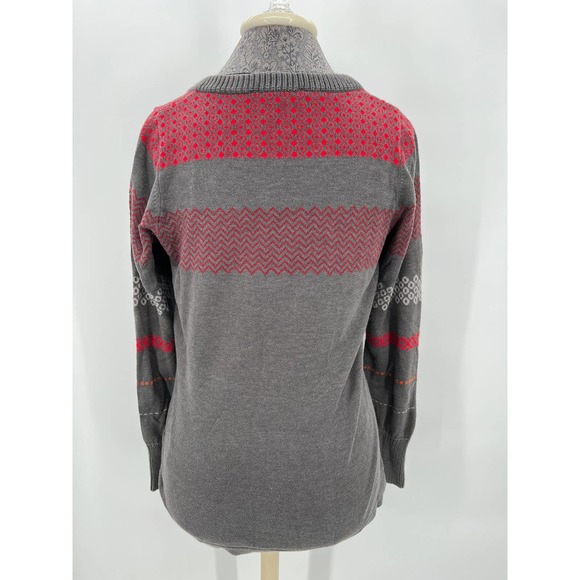 Woolrich Women's 3 button sweater size Medium grey with red detailing - Picture 5 of 7